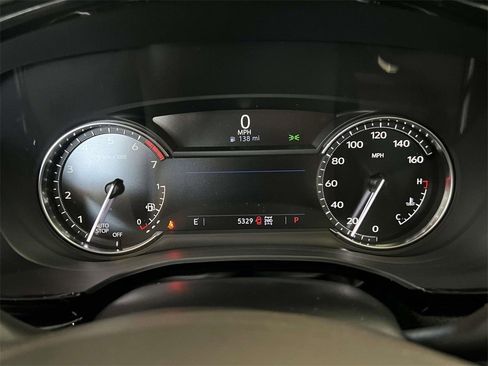 Certified 2025 Cadillac XT6 Luxury image 19