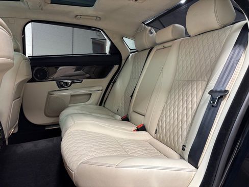Used 2019 Jaguar XJ L Supercharged image 30
