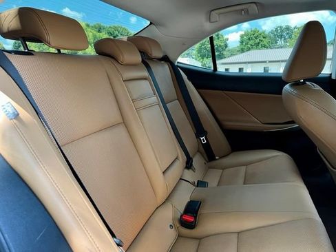Used 2018 Lexus IS 300 AWD w/ Comfort Package image 21