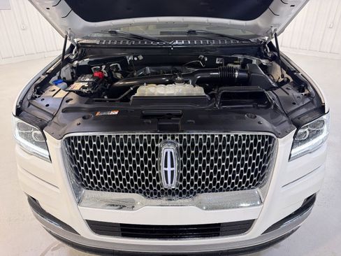 Used 2023 Lincoln Navigator L Reserve AWD/4WD image 32