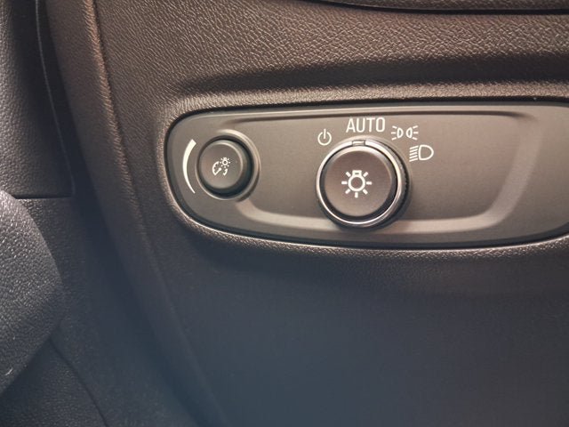 Used 2024 Chevrolet Equinox LT AWD/4WD image 4