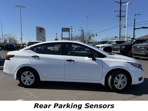 Used 2024 Nissan Versa S image 2