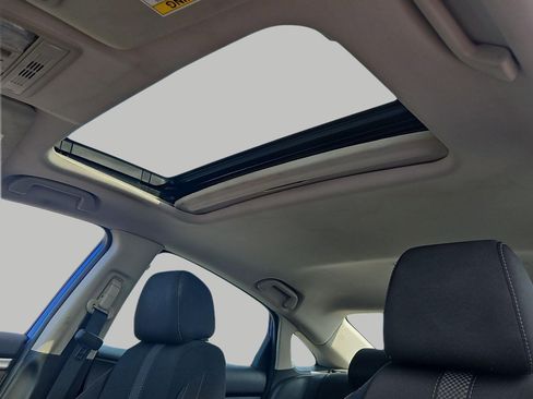 Used 2019 Honda Civic EX image 18