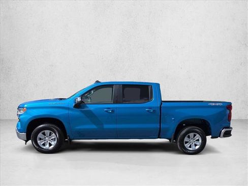 Used 2025 Chevrolet Silverado 1500 LT w/ Safety Package AWD/4WD image 5