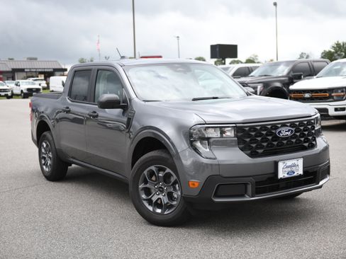 New 2026 Ford Maverick XLT FWD image 1