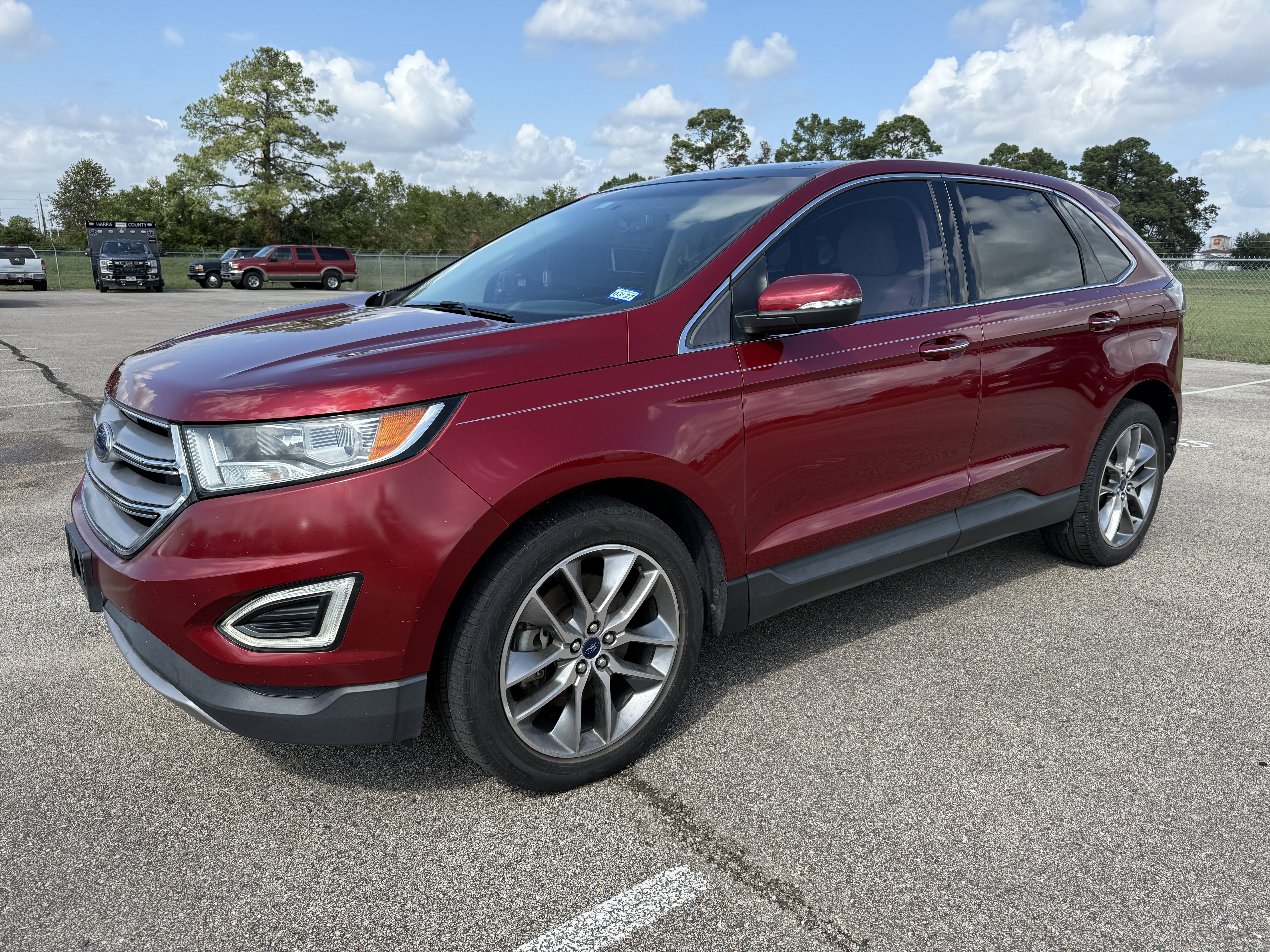 Used 2016 Ford Edge Titanium w/ Equipment Group 301A FWD image 4