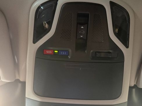 Used 2024 Subaru Outback Premium image 16