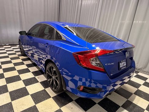 Used 2019 Honda Civic Sport image 6