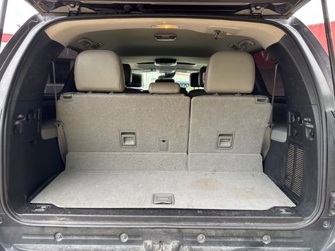 Used 2018 Toyota Sequoia SR5 image 33