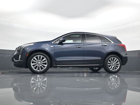 Used 2018 Cadillac XT5 Platinum w/ Driver Assist Package AWD/4WD image 28