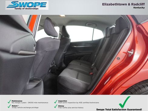 Used 2025 Toyota Camry LE FWD image 12