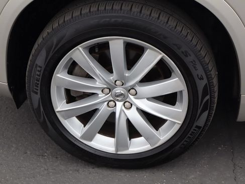 Used 2016 Volvo XC90 T6 Momentum w/ Momentum Plus Package AWD/4WD image 14