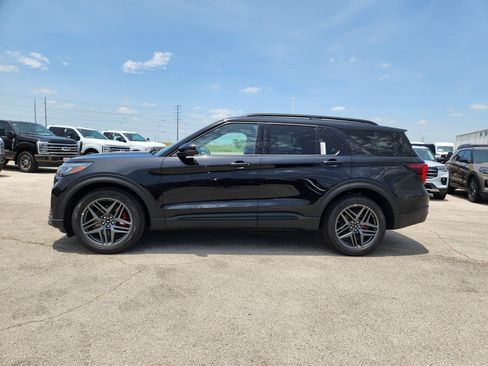 New 2026 Ford Explorer ST w/ Sun And Sound Package AWD/4WD image 3