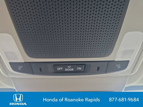 New 2026 Honda HR-V LX image 28