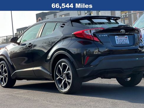 Used 2020 Toyota C-HR XLE image 8