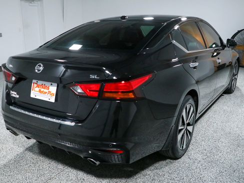 Used 2021 Nissan Altima 2.5 SL FWD image 7
