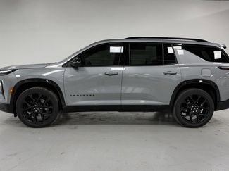 Used 2024 Chevrolet Traverse RS video 2