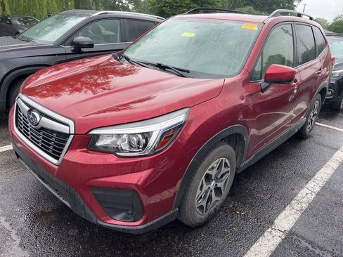 Used 2020 Subaru Forester Premium AWD/4WD image 11