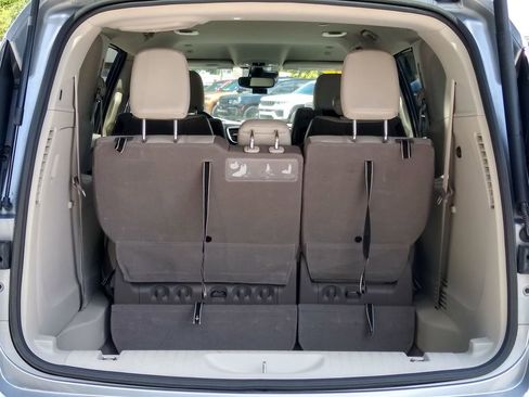 Certified 2019 Chrysler Pacifica Touring-L Plus w/ Advanced Safetytec Group FWD image 9