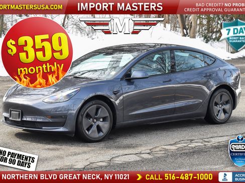 Used 2023 Tesla Model 3 Standard Range image 1