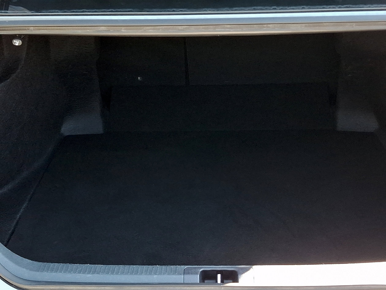 Used 2025 Toyota Camry XSE FWD image 30