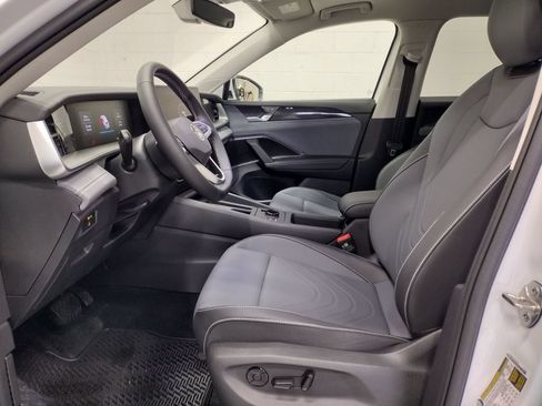 New 2026 Volkswagen Tiguan SE AWD/4WD image 23