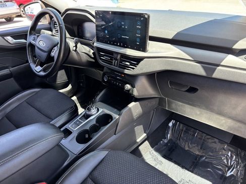Used 2023 Ford Escape SE FWD image 10