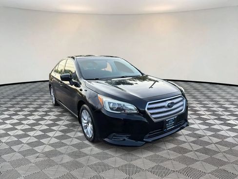 Used 2017 Subaru Legacy 2.5i Premium w/ Moonroof Package AWD/4WD image 1