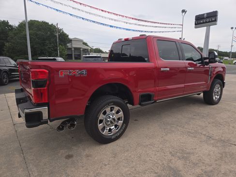 Used 2023 Ford F250 Lariat w/ Lariat Ultimate Package AWD/4WD image 6