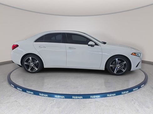 Used 2022 Mercedes-Benz A 220 image 6