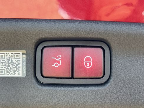 New 2025 Mercedes-Benz C 43 AMG 4MATIC Sedan image 15