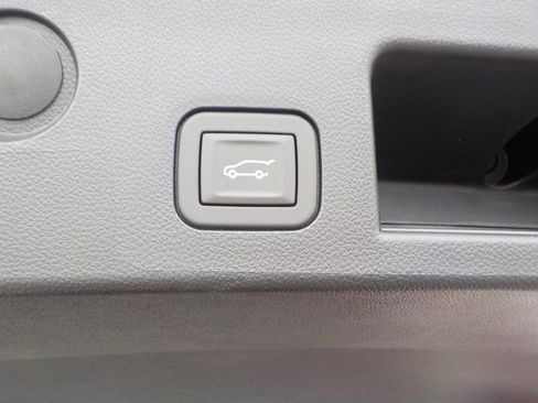 New 2026 GMC Terrain Denali image 29