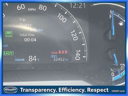 Used 2024 Toyota RAV4 SE w/ Weather & Moonroof Package AWD/4WD image 30