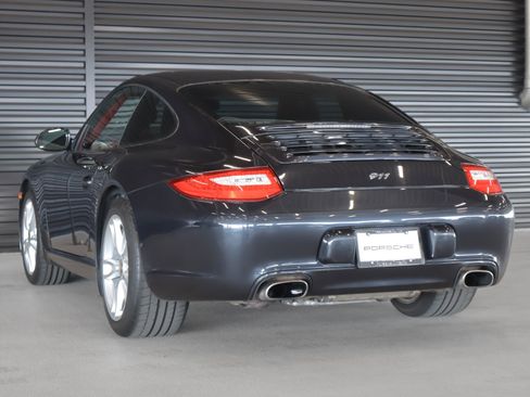 Used 2009 Porsche 911 Carrera RWD image 3