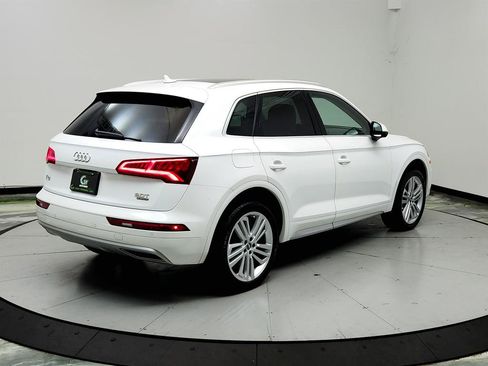 Used 2018 Audi Q5 2.0T Premium Plus w/ Premium Plus Package AWD/4WD image 5