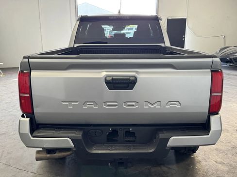 Used 2025 Toyota Tacoma SR5 image 3