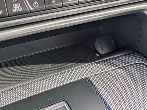 New 2025 MAZDA CX-90 Plug-In Hybrid w/Premium Sport image 25