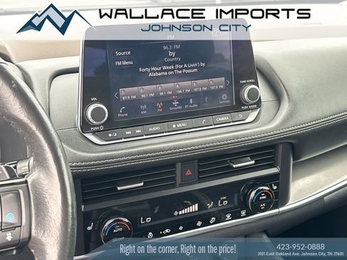 Used 2023 Nissan Rogue SV w/ SV Premium B Package AWD/4WD image 22