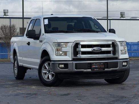 Used 2015 Ford F150 XLT w/ Equipment Group 301A Mid image 5