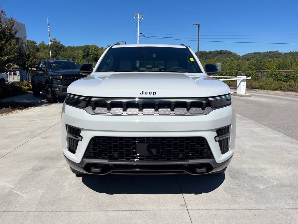New 2027 Jeep Grand Wagoneer Limited AWD/4WD image 32