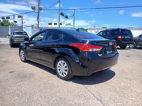 Used 2012 Hyundai Elantra GLS w/ Comfort Pkg 2 FWD image 7