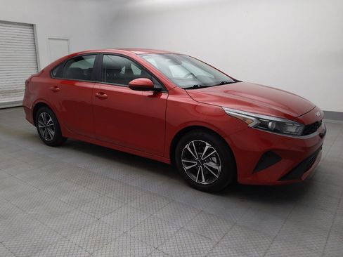 Used 2024 Kia Forte LXS FWD image 11