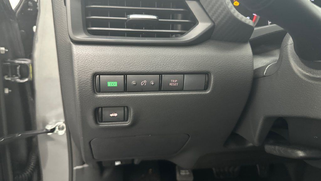 New 2027 Nissan Sentra S w/ S Cold Weather Package FWD image 18