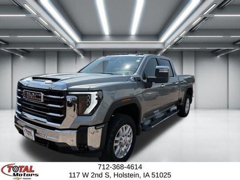 Used 2024 GMC Sierra 2500 SLT AWD/4WD image 4