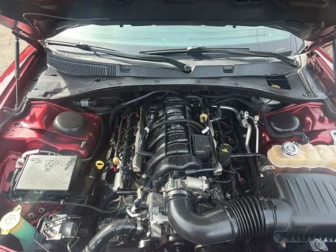 Used 2018 Dodge Charger R/T w/ Plus Group image 33