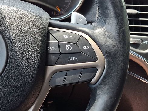 Used 2014 Jeep Grand Cherokee Limited w/ Trailer Tow Group IV AWD/4WD image 24