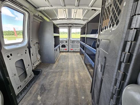 Used 2011 Ford E-150 and Econoline 150 w/ Commercial Cargo Van Pkg RWD image 53