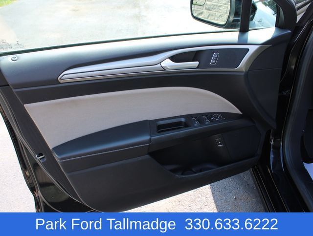 Used 2018 Ford Fusion S FWD image 11