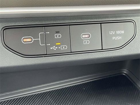 New 2026 Kia Carnival image 37