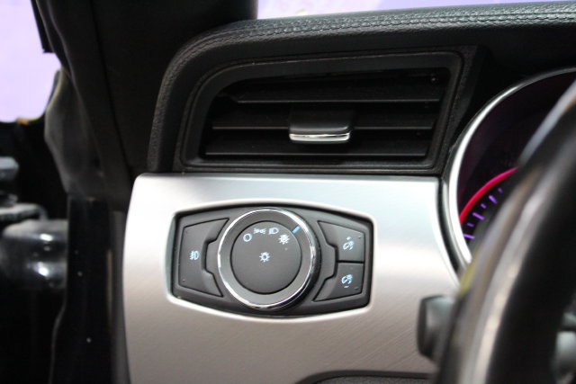 Used 2019 Ford Mustang GT Premium RWD image 13